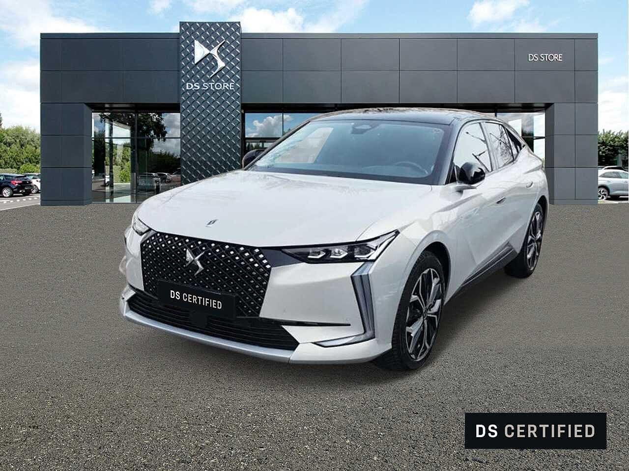 DS DS DS 4 DS 4 E-Tense 225 La Première