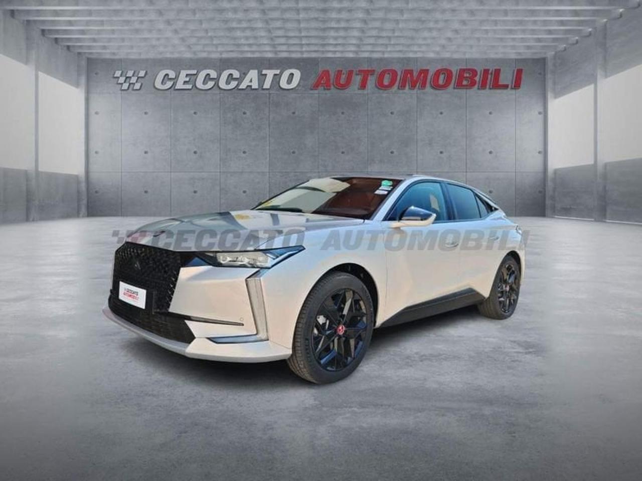 DS 4 DS 4 1.6 e-tense phev Performance Line+ 225cv auto 