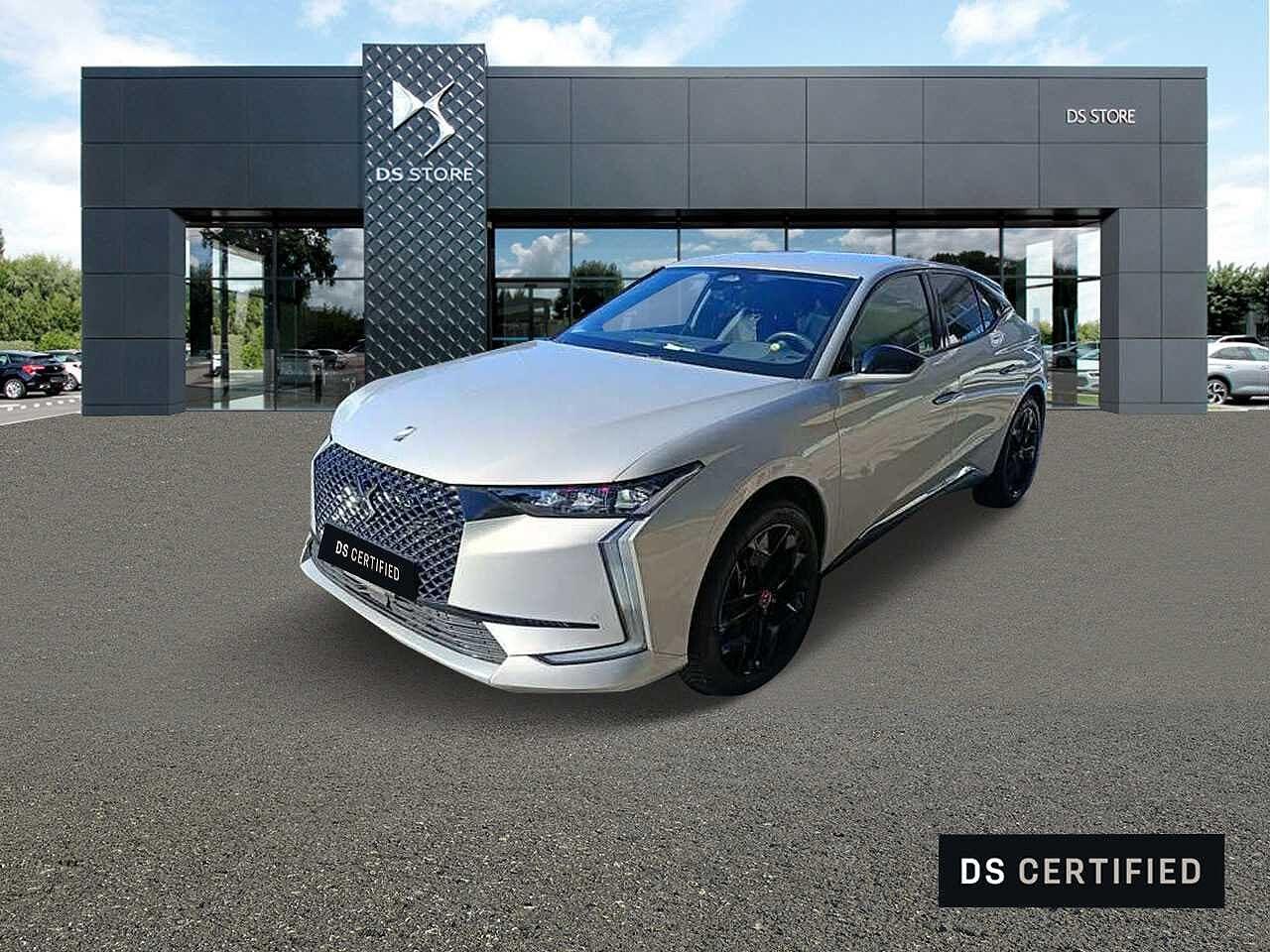 DS DS DS 4 DS 4 PHEV 1.6 Plug-In Hybrid 225cv EAT8 PERFORMANCE LIN