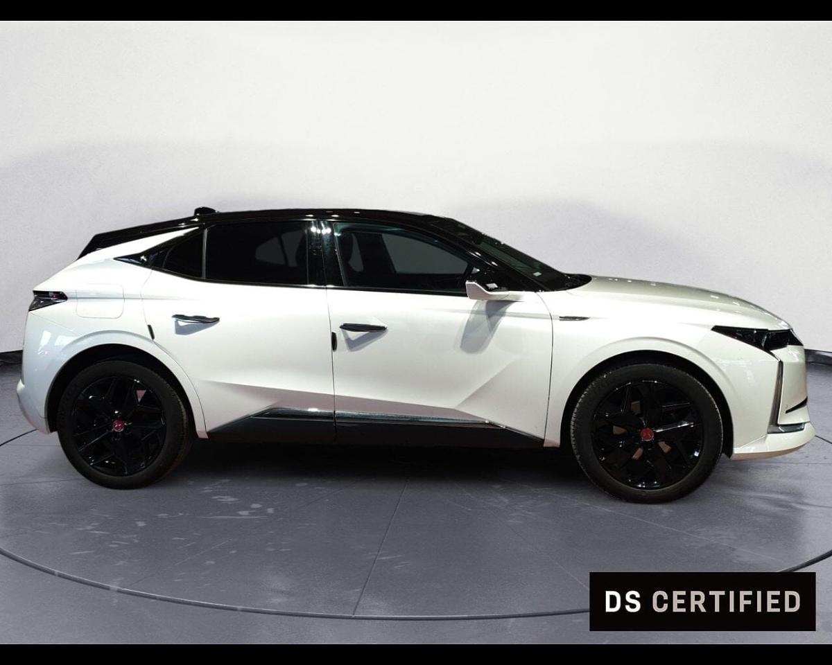 DS DS DS 4 usata 24