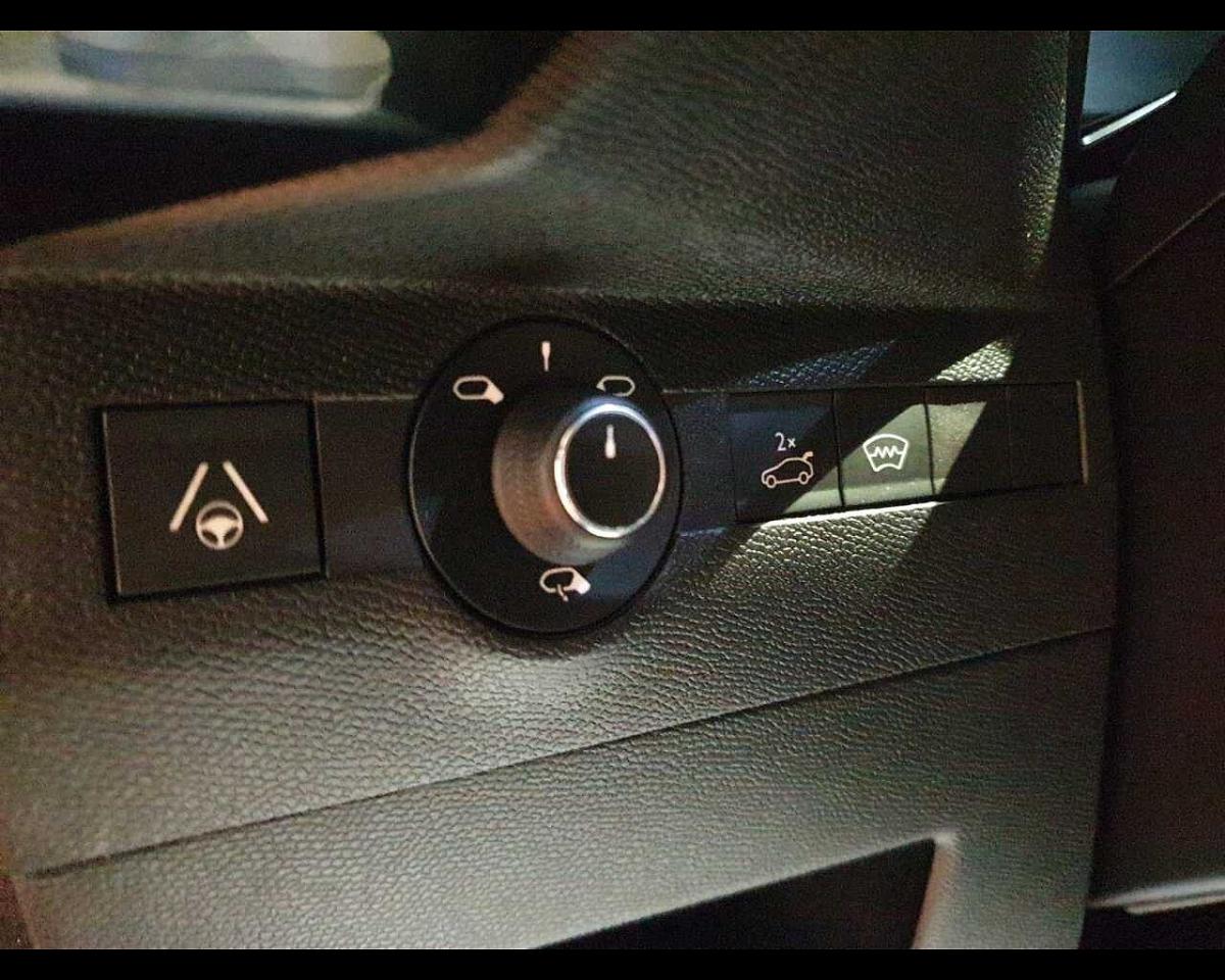DS DS DS 7 Crossback usata, con vetri elettrici