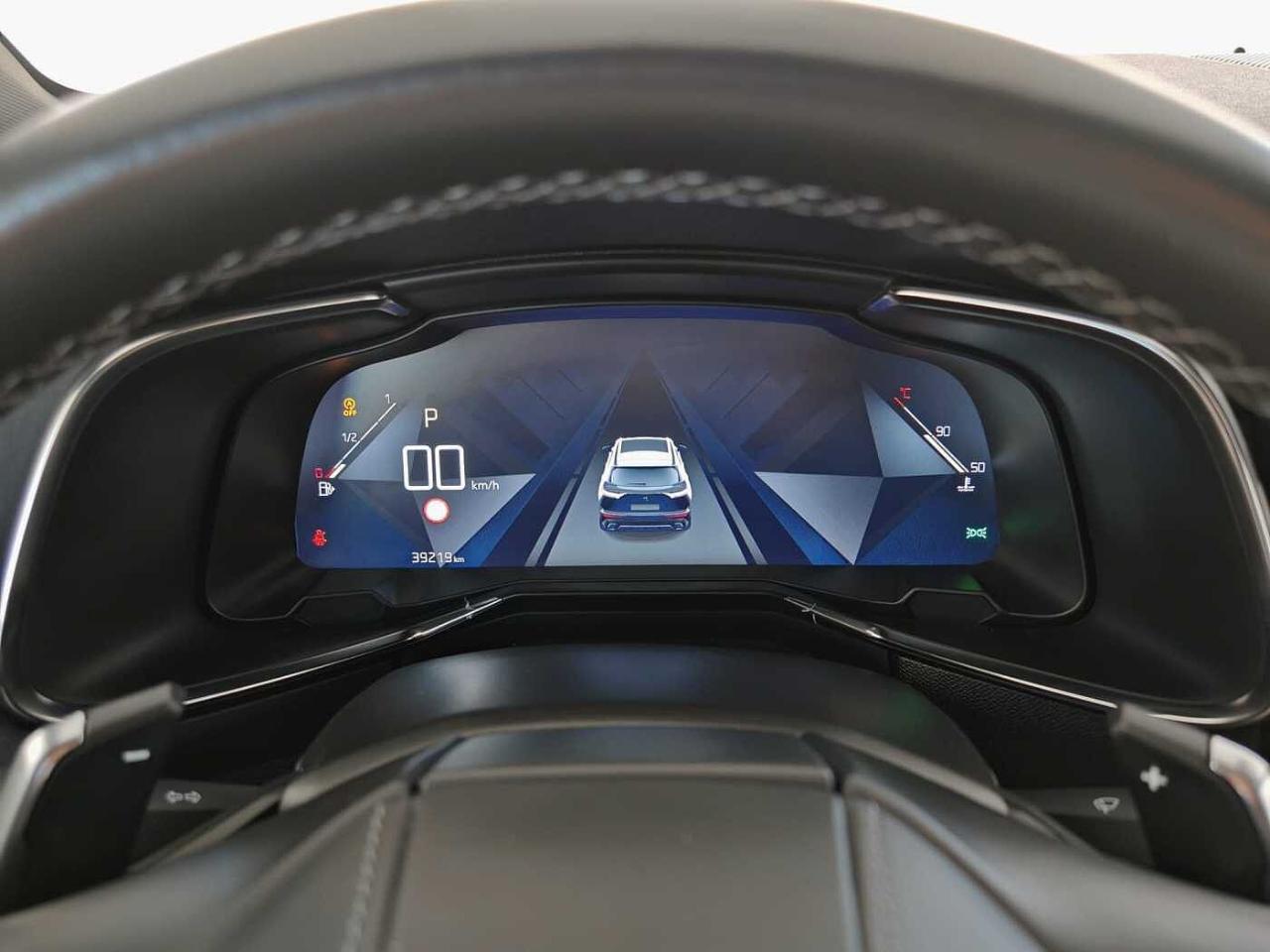 DS DS DS 7 Crossback usata, con ds logo projection