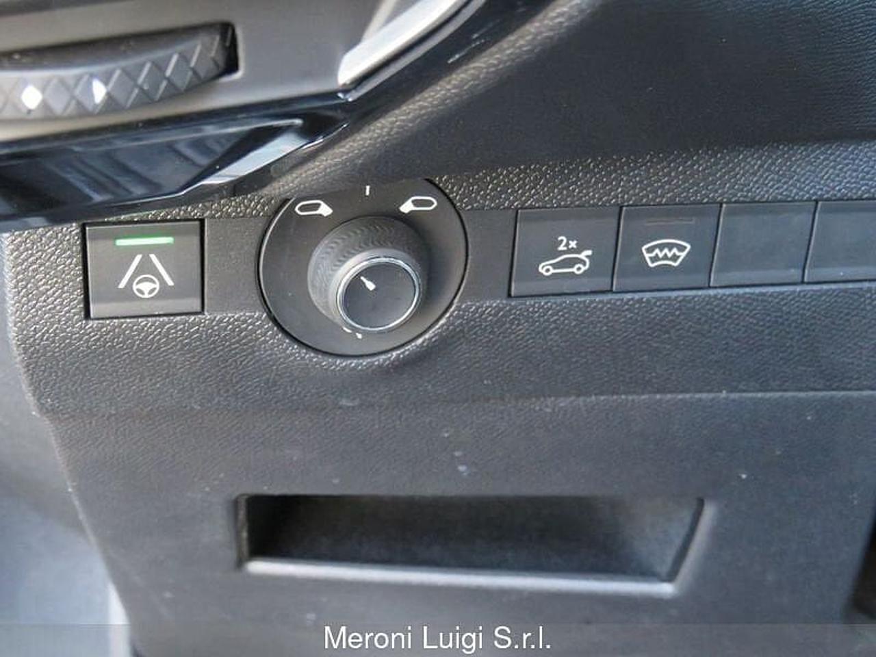 DS DS DS 7 Crossback usata, con interno nero