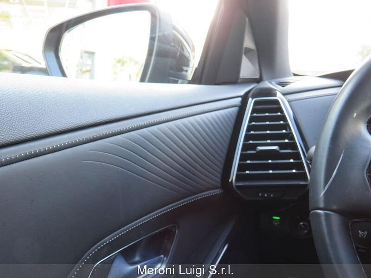 DS DS DS 7 Crossback usata, con vetri elettrici
