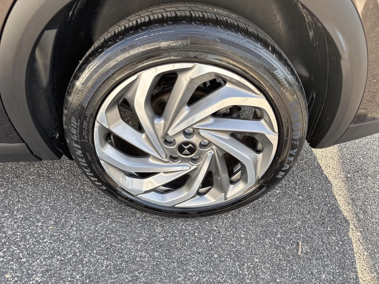DS DS DS 7 Crossback usata, con 4 freni a disco con 2 dischi ventilati