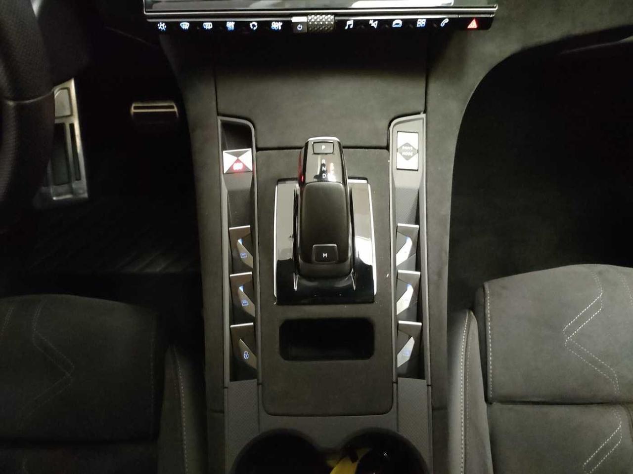 DS DS DS 7 Crossback usata, con alzacristalli elettrici anteriori e posteriori