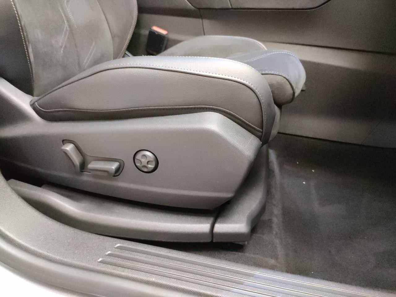 DS DS DS 7 Crossback usata, con barre porta tutto