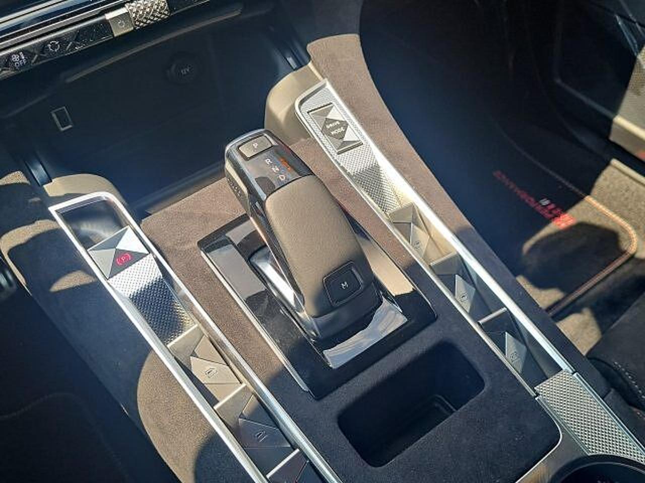 DS DS DS 7 Crossback usata, con Nessun airbag