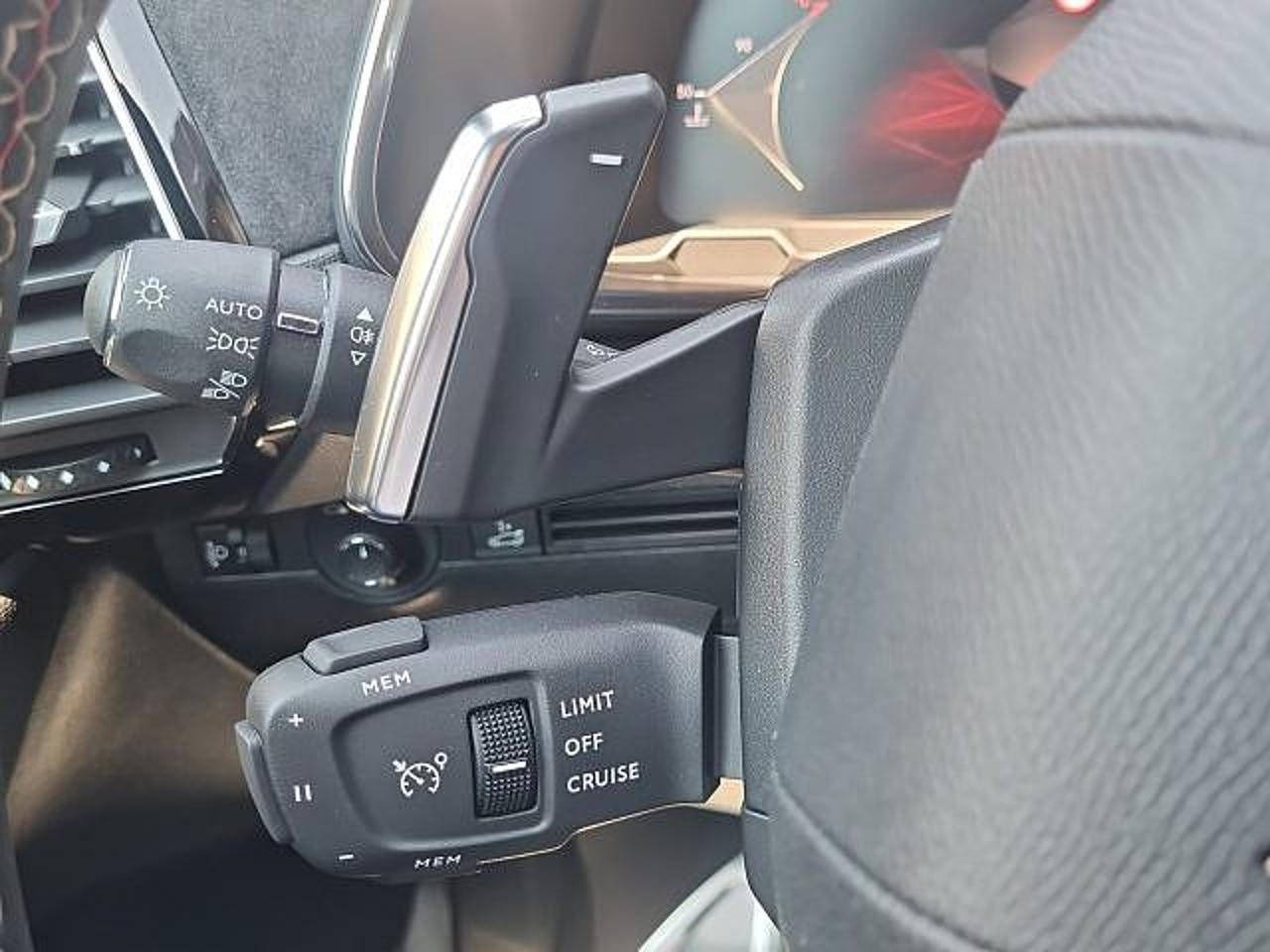 DS DS DS 7 Crossback usata, con sensori parcheggio posteriori