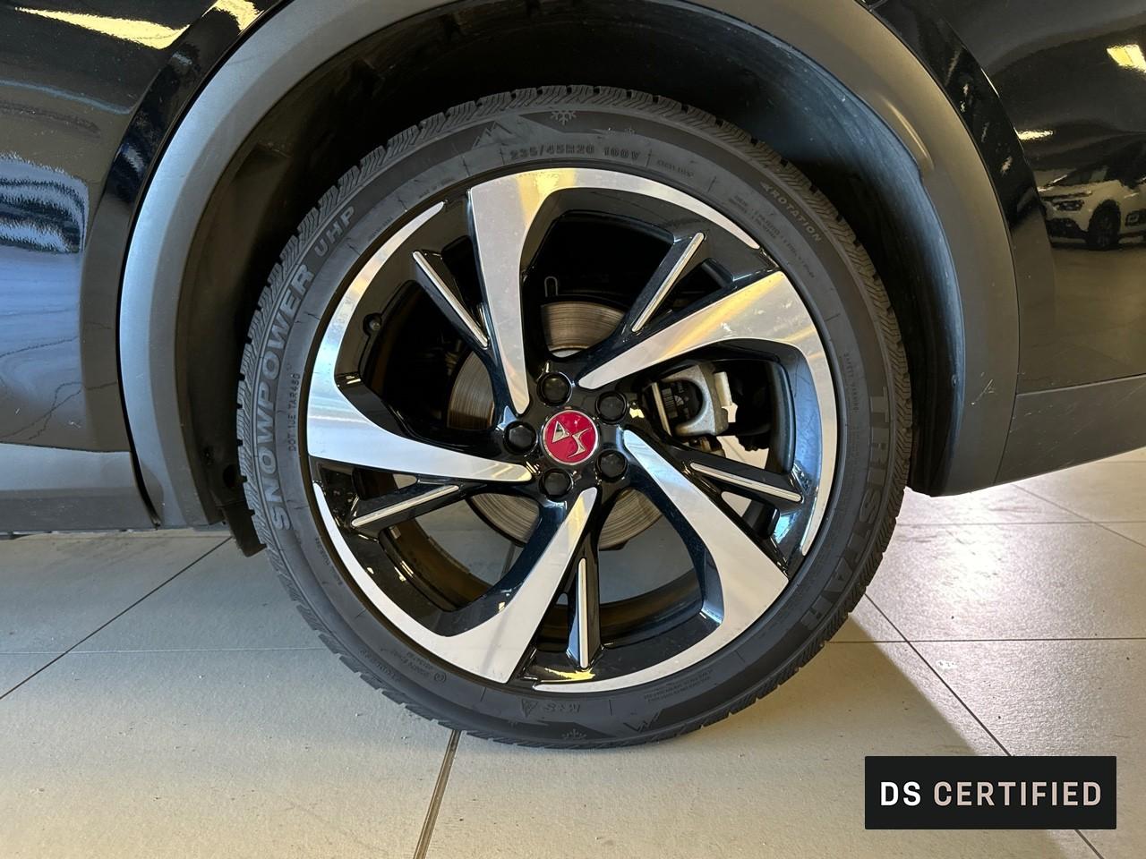 DS DS DS 7 Crossback usata, con 4 freni a disco con 2 dischi ventilati