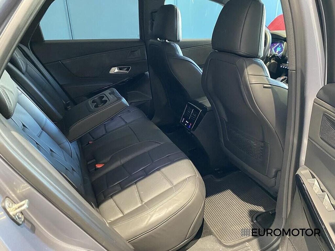 DS DS DS 7 Crossback usata, con sistema di navigazione