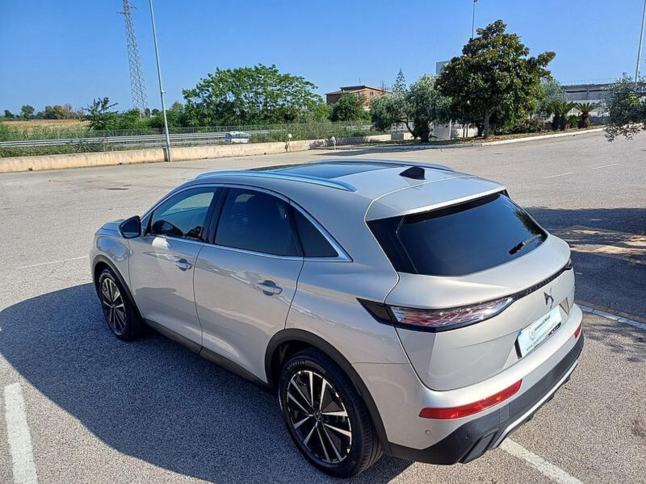 DS DS DS 7 Crossback usata, con 5 porte