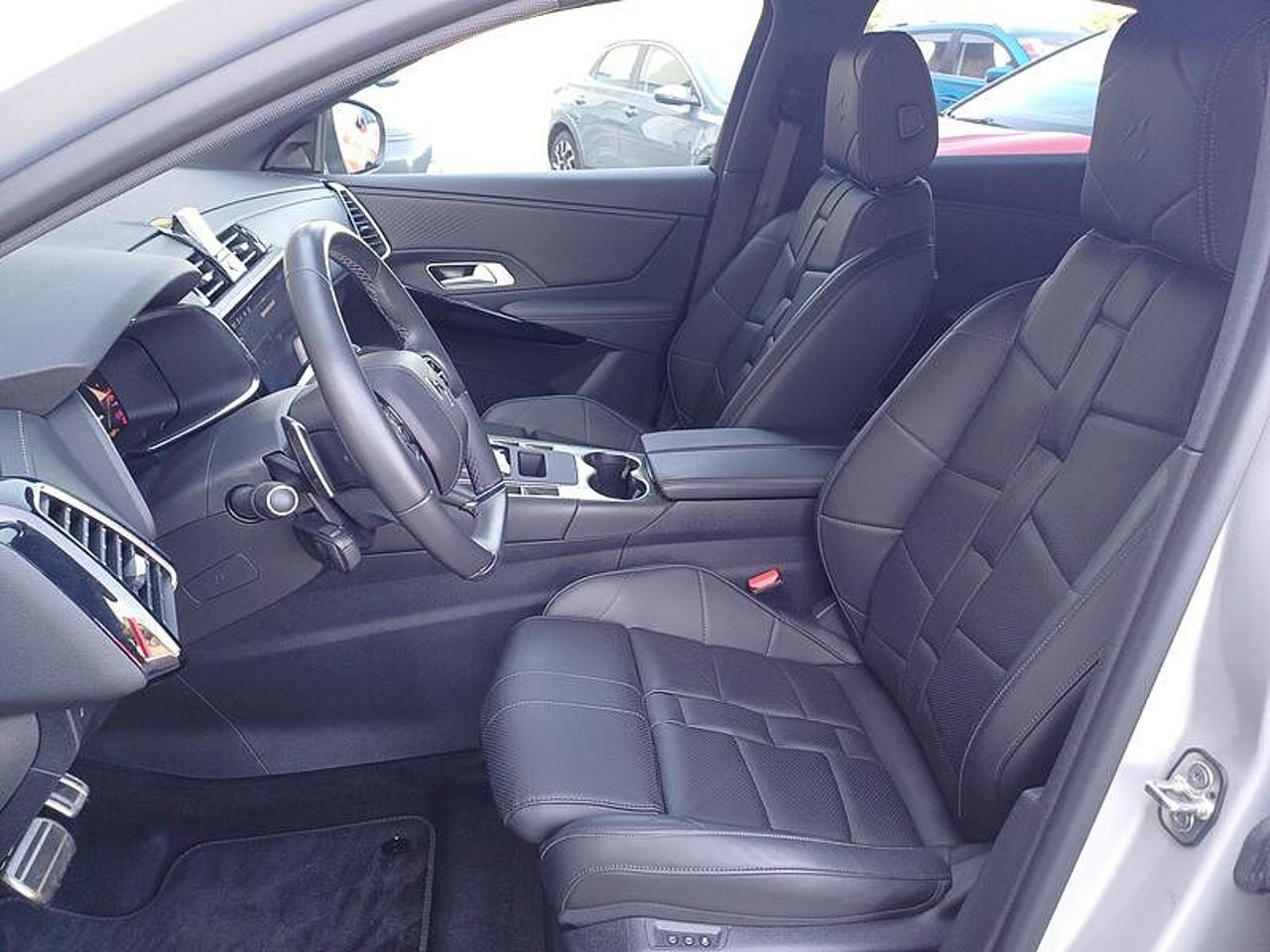 DS DS DS 7 Crossback usata, con sedile posteriore sdoppiabile