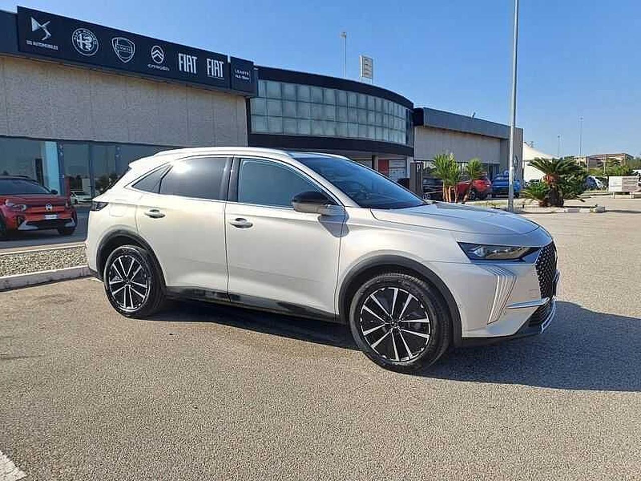 DS DS DS 7 Crossback usata, con specchi elettrici