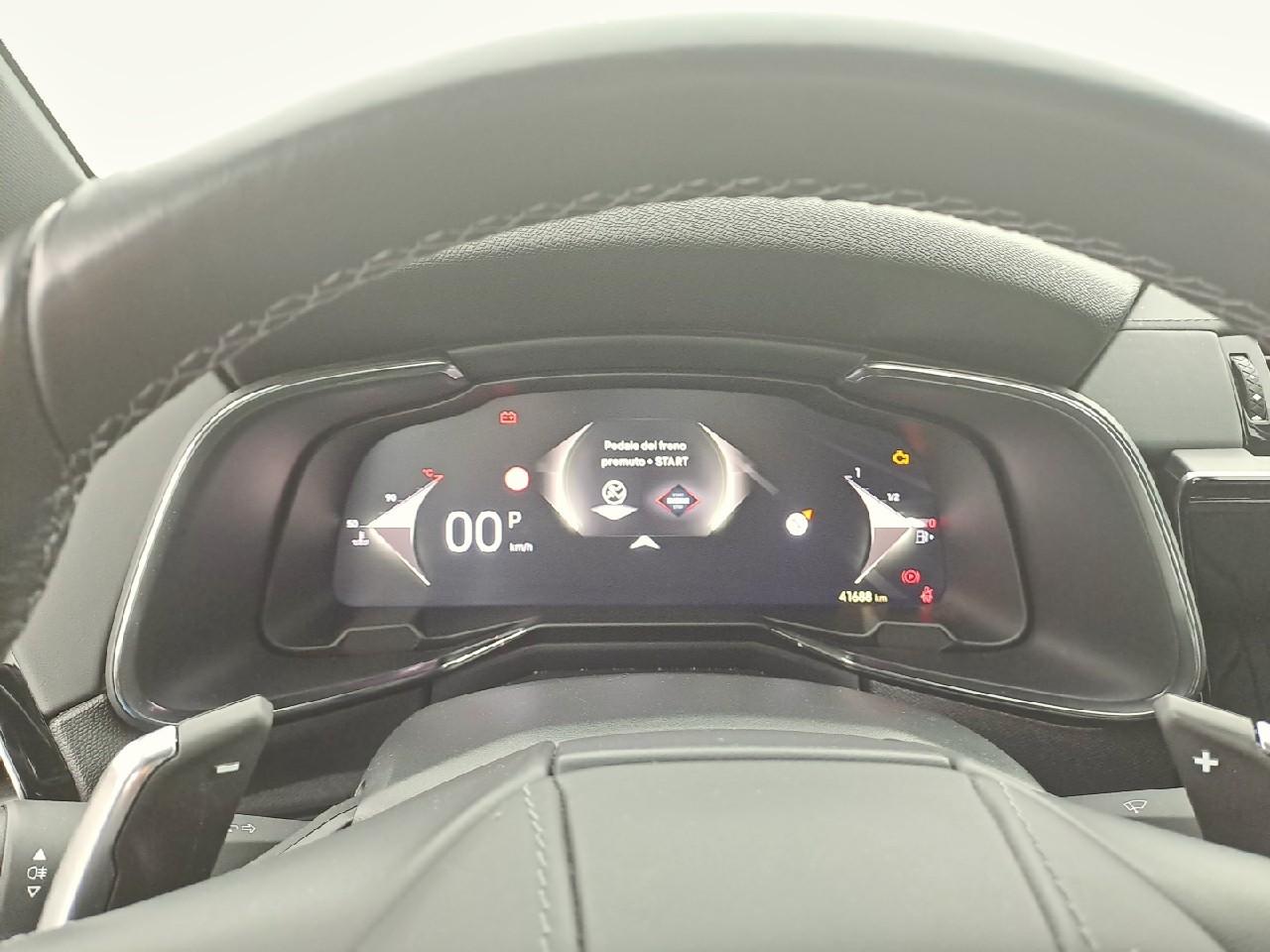 DS DS DS 7 Crossback usata, con pannello strumenti con schermo tft riconfigurabile