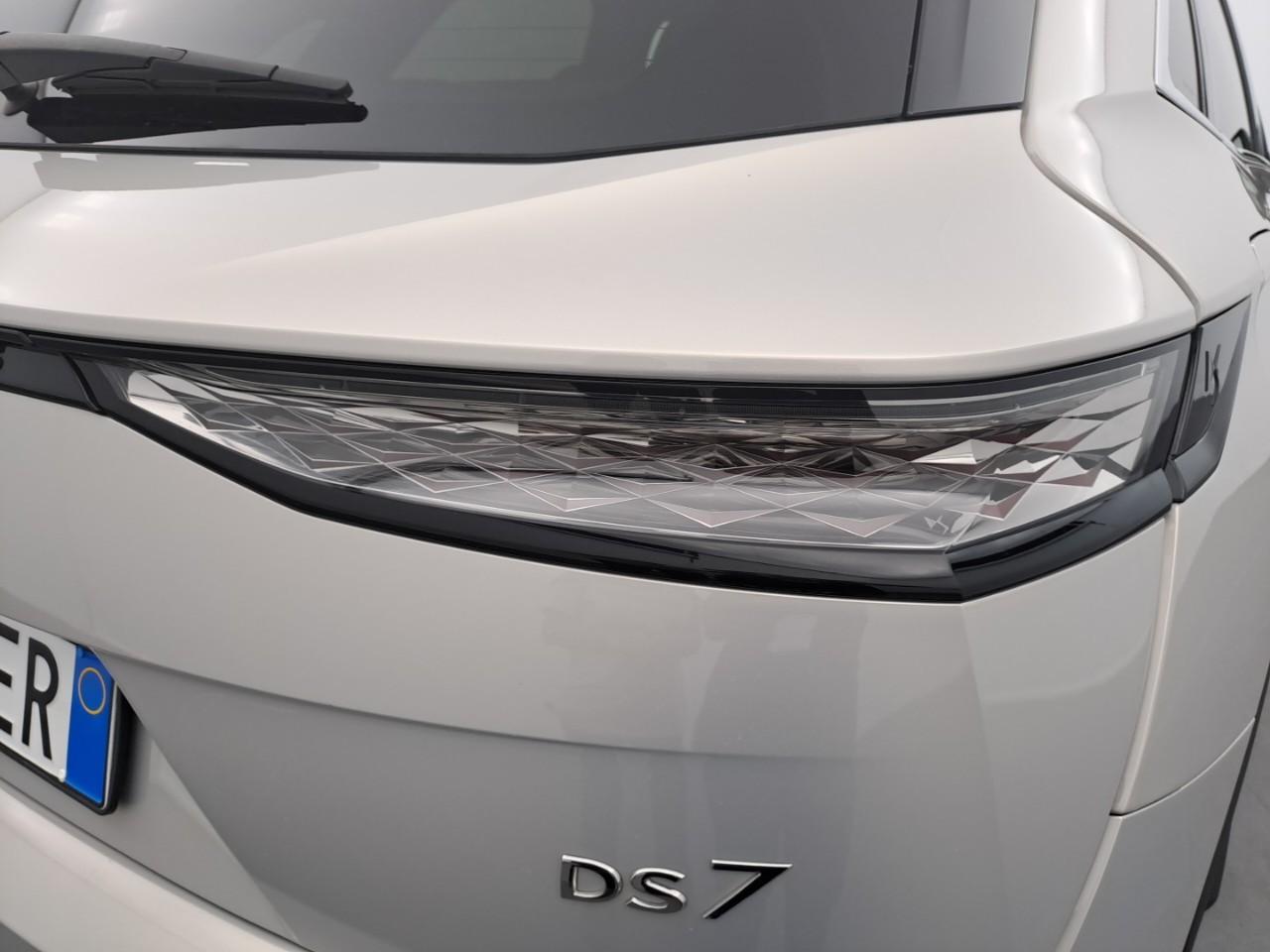 DS DS DS 7 Crossback usata, con sistema di ventilazione con display digitale, filtro antipolline e filtro carboni attivi comandi touch screen e riscaldatore motore