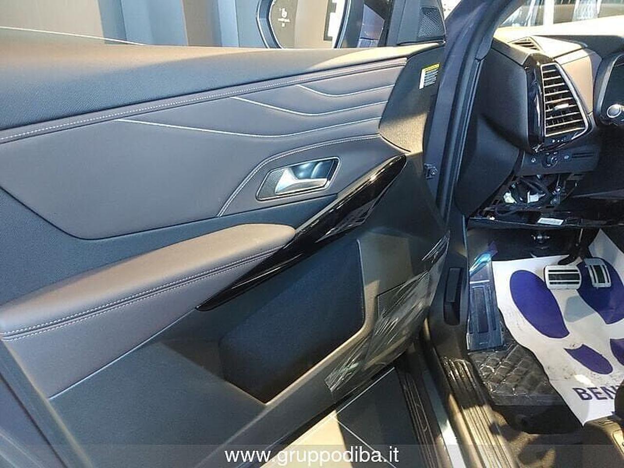 DS DS DS 7 Crossback usata, con 5 porte