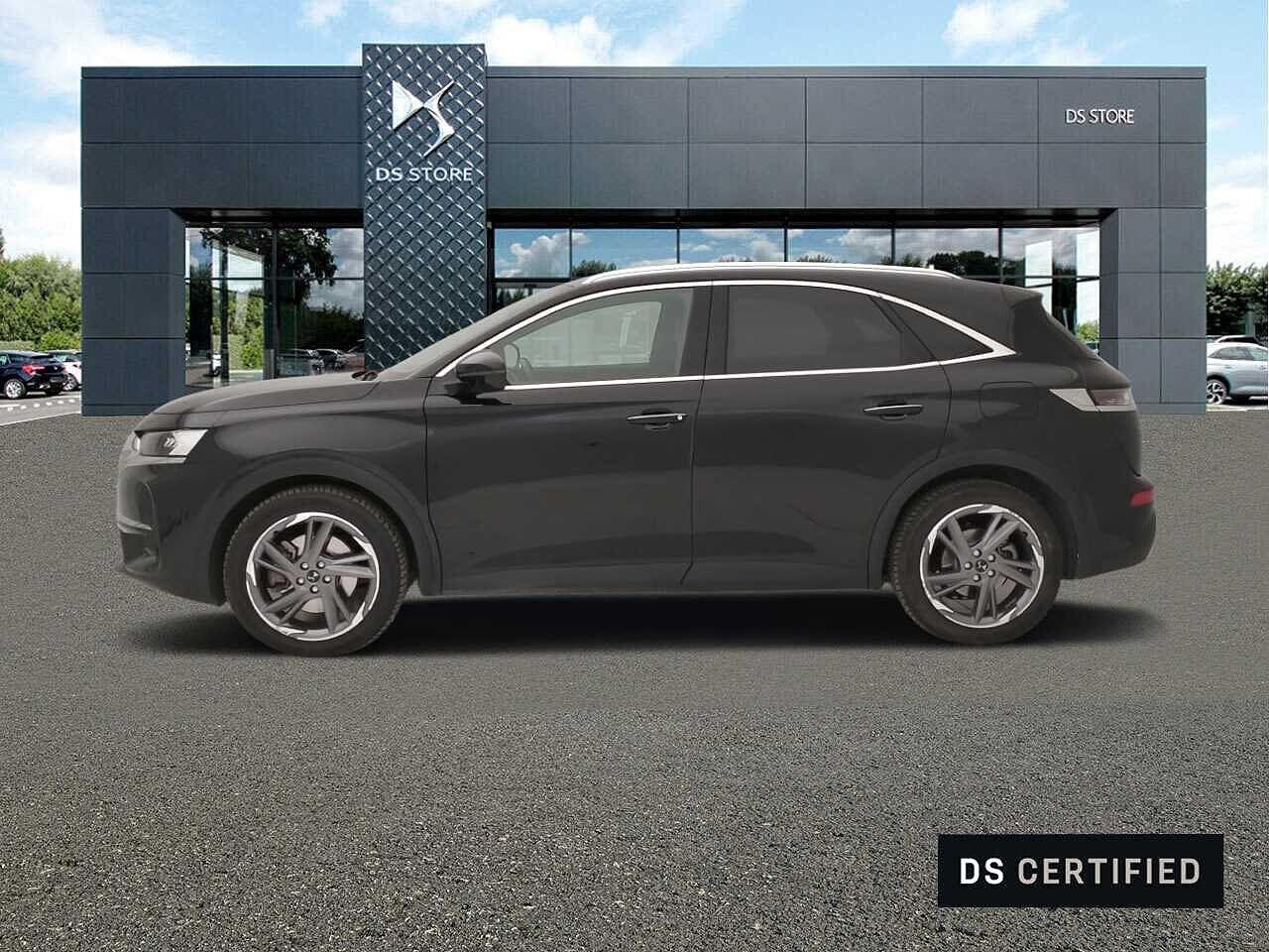 DS DS DS 7 Crossback usata, con bracciolo porta oggetti