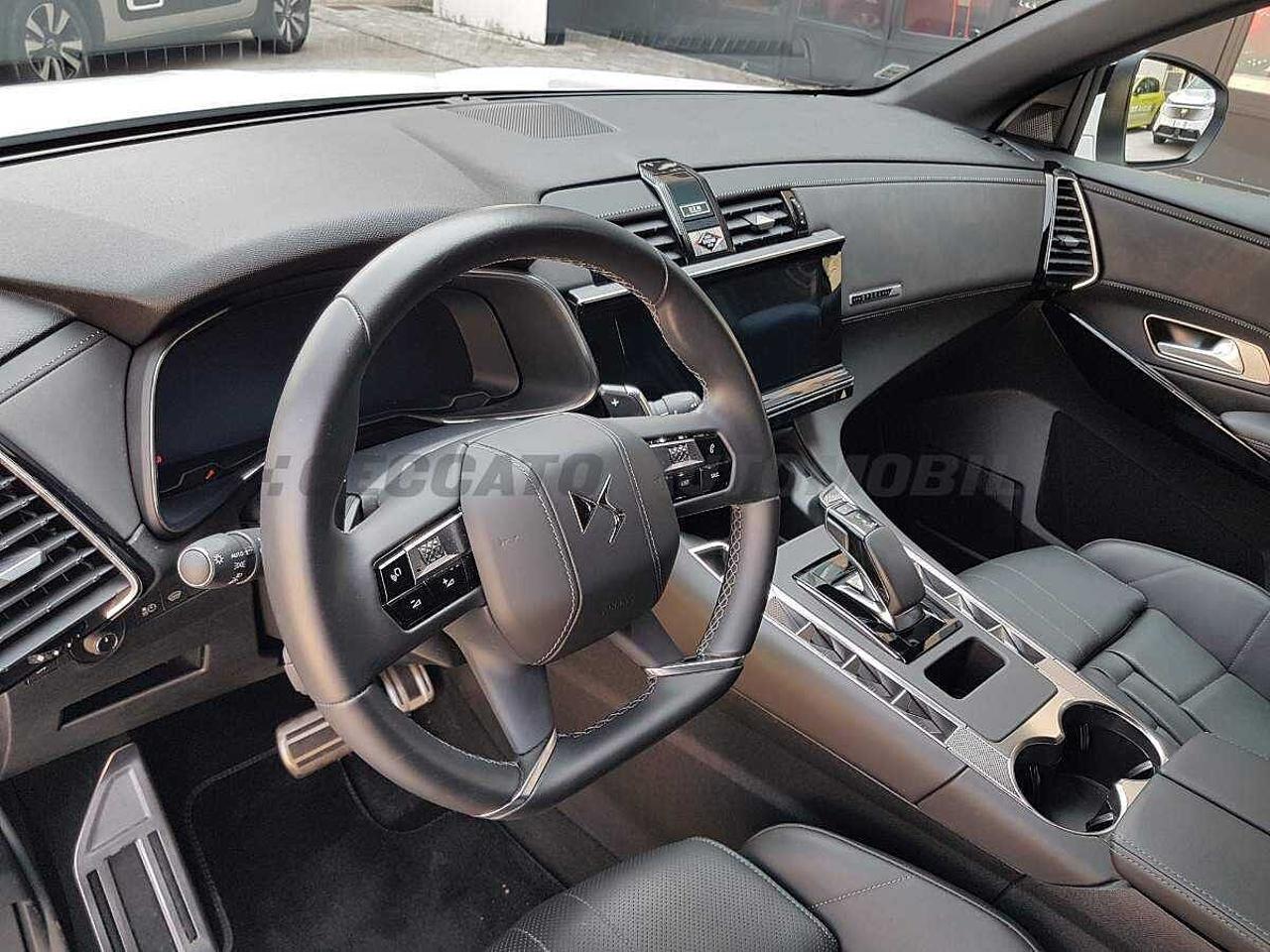 DS DS DS 7 Crossback usata, con 5 porte