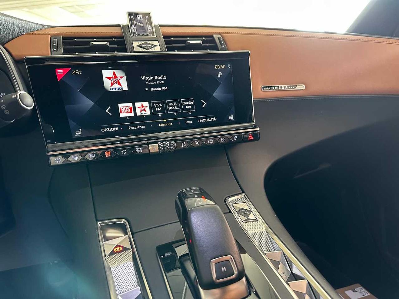 DS DS DS 7 Crossback usata, con alzacristalli elettrici anteriori e posteriori