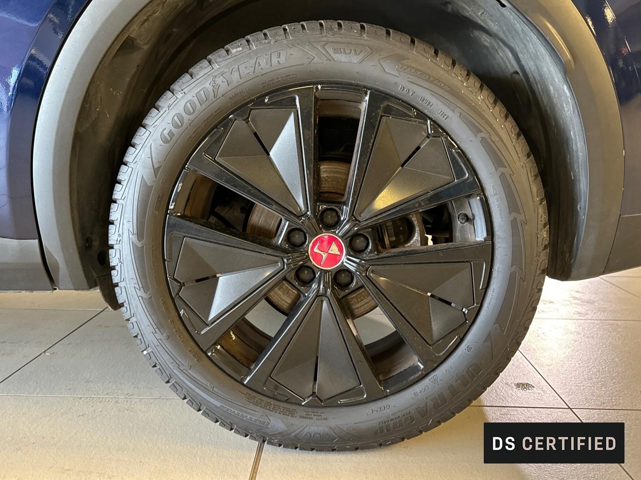 DS DS DS 7 Crossback usata, con 4 freni a disco con 2 dischi ventilati