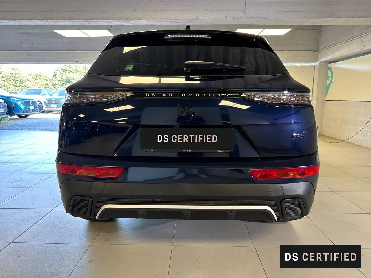 DS DS DS 7 Crossback usata, con bracciolo posteriore