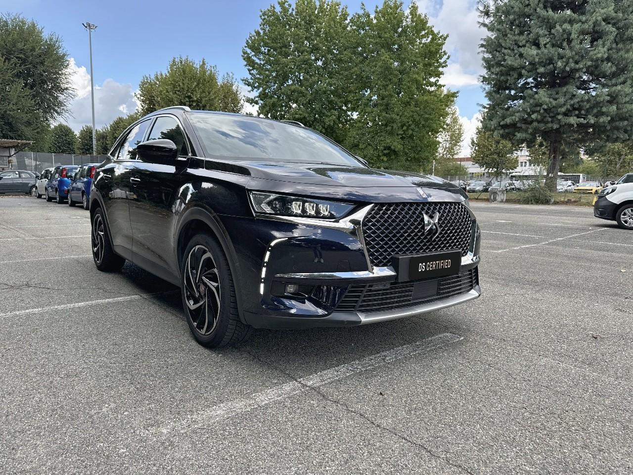 DS DS DS 7 Crossback usata, con attivazione vocale include sistema audio, include comandi telefono e include comandi sistema navigazione