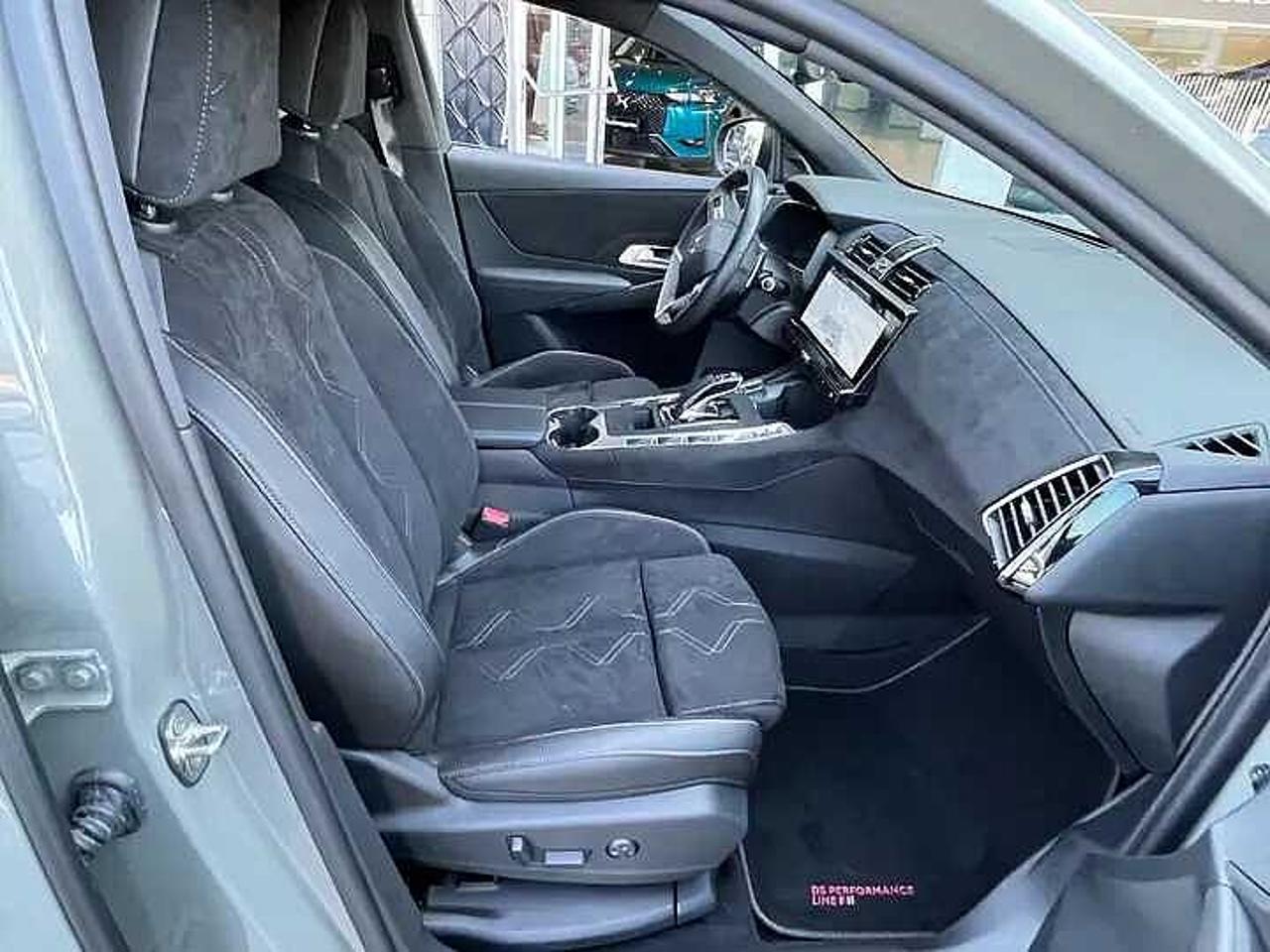 DS DS DS 7 Crossback usata, con 1 presa USB-C anteriore