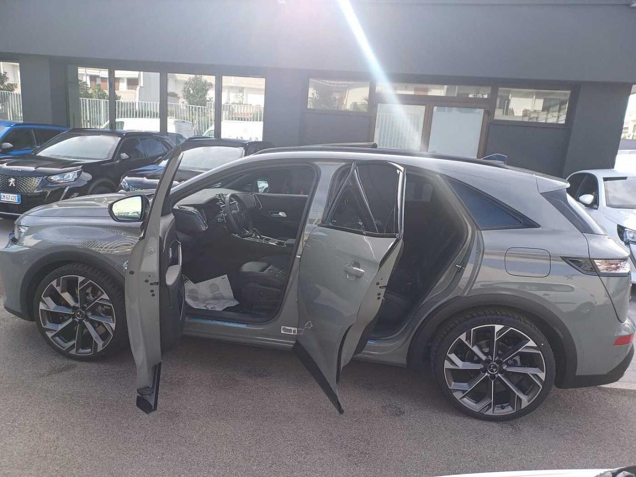 DS DS DS 7 Crossback usata, con allestimento interno: interno in pelle nero basalto