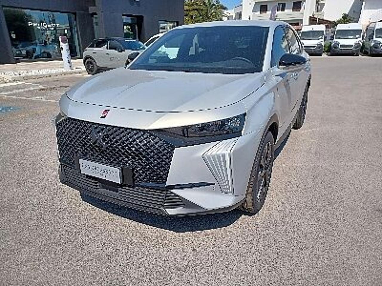 DS DS DS 7 Crossback usata, con 4 cilindri