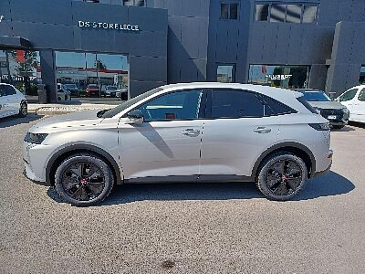 DS DS DS 7 Crossback usata, con 5 porte