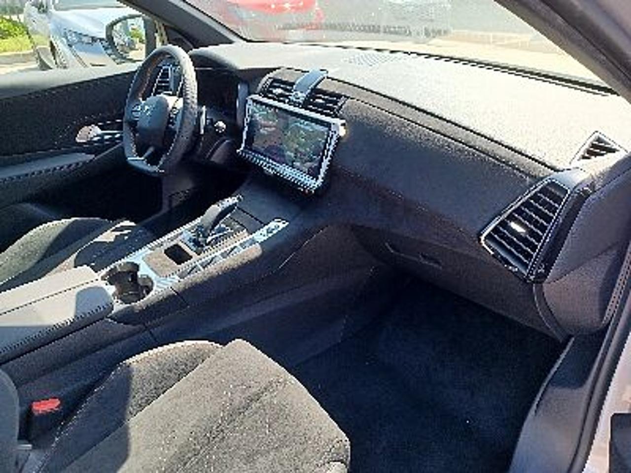 DS DS DS 7 Crossback usata, con alzacristalli elettrici anteriori e posteriori