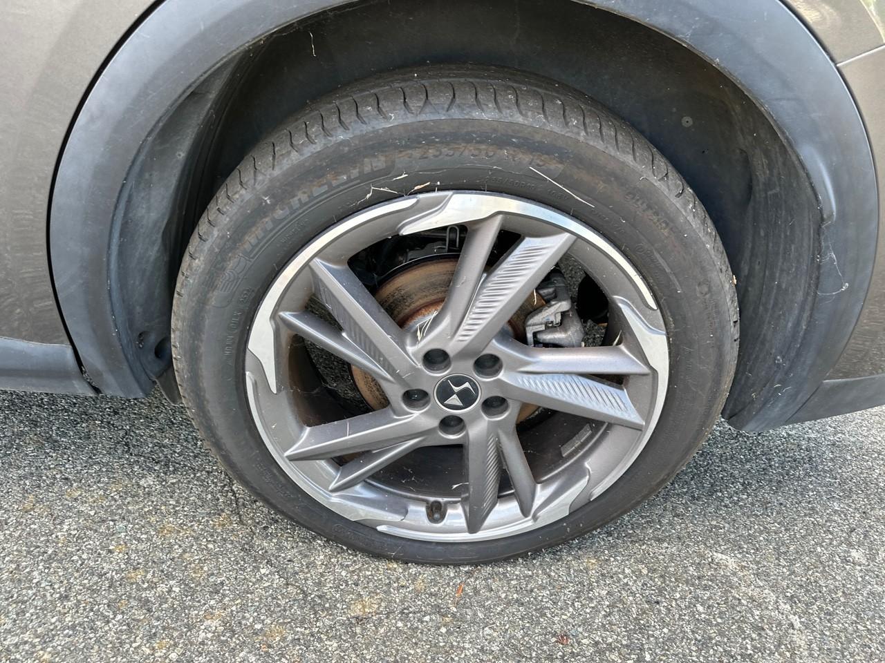 DS DS DS 7 Crossback usata, con 4 freni a disco con 2 dischi ventilati