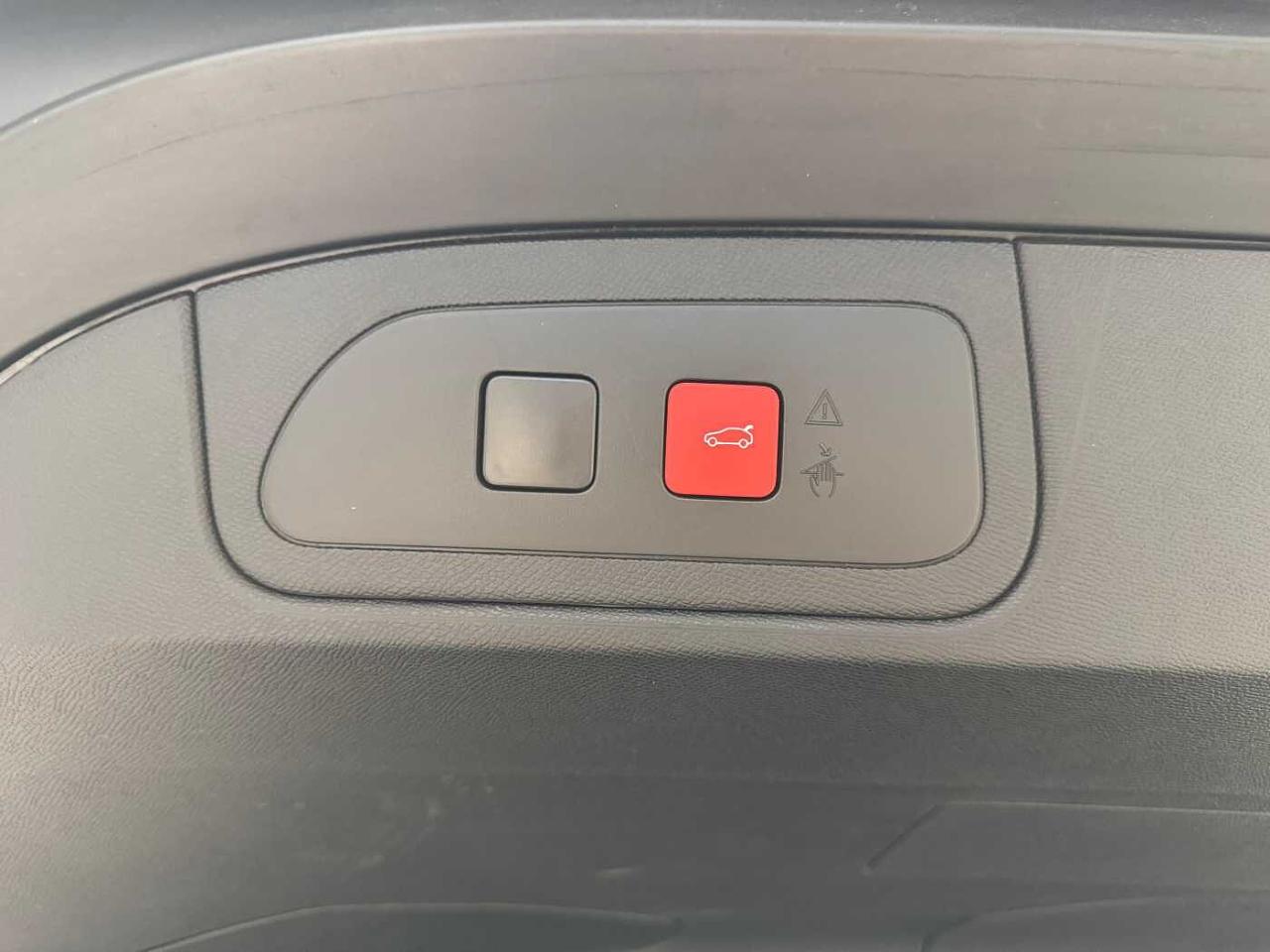 DS DS DS 7 Crossback usata, con 1 presa USB-C anteriore