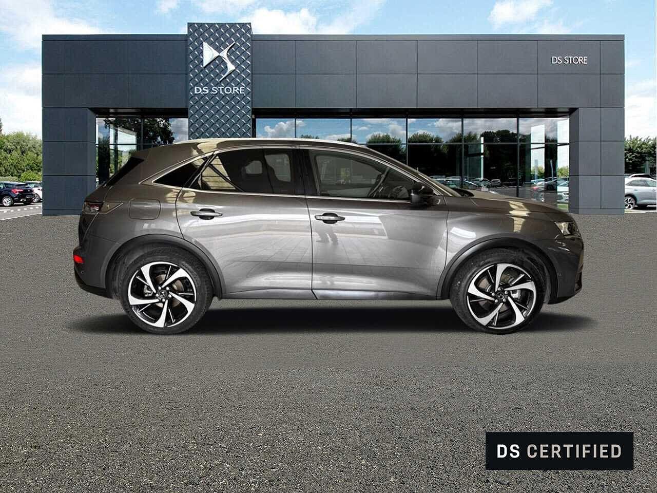 DS DS DS 7 Crossback usata, con attacchi isofix (sedile passeggero e 2 posteriori)