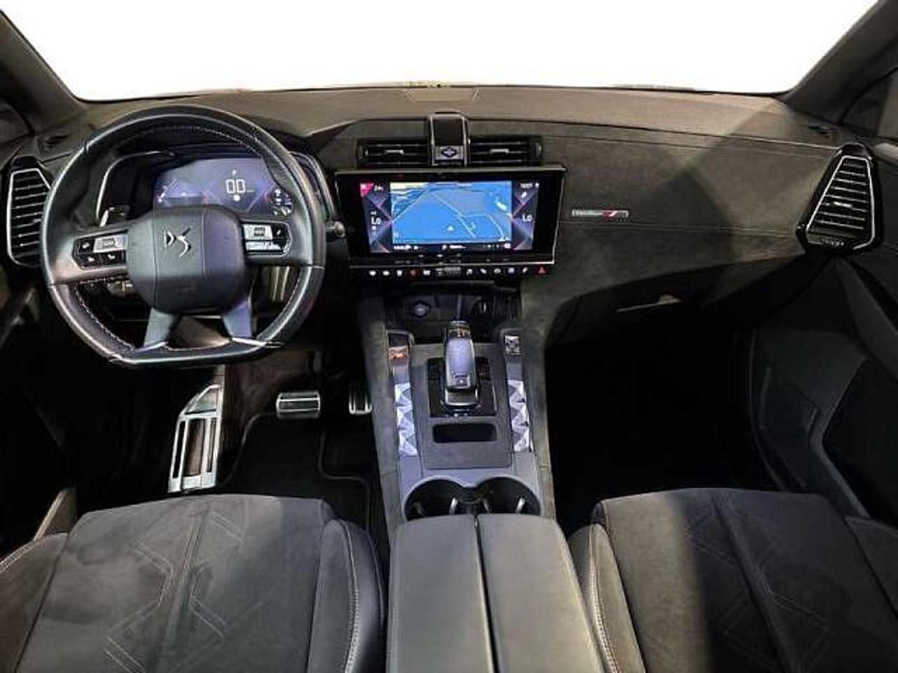 DS DS DS 7 Crossback usata, con sistema di navigazione