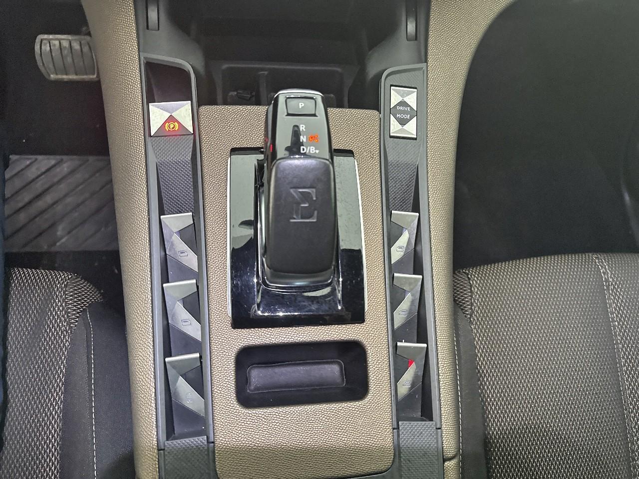 DS DS DS 7 Crossback usata, con airbags 6