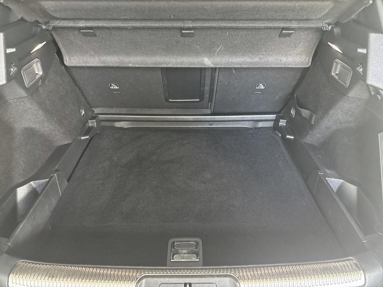 DS DS DS 7 Crossback usata, con cinture sicurezza ant. conducente e passeggero con pretensionatori e reg. in altezza