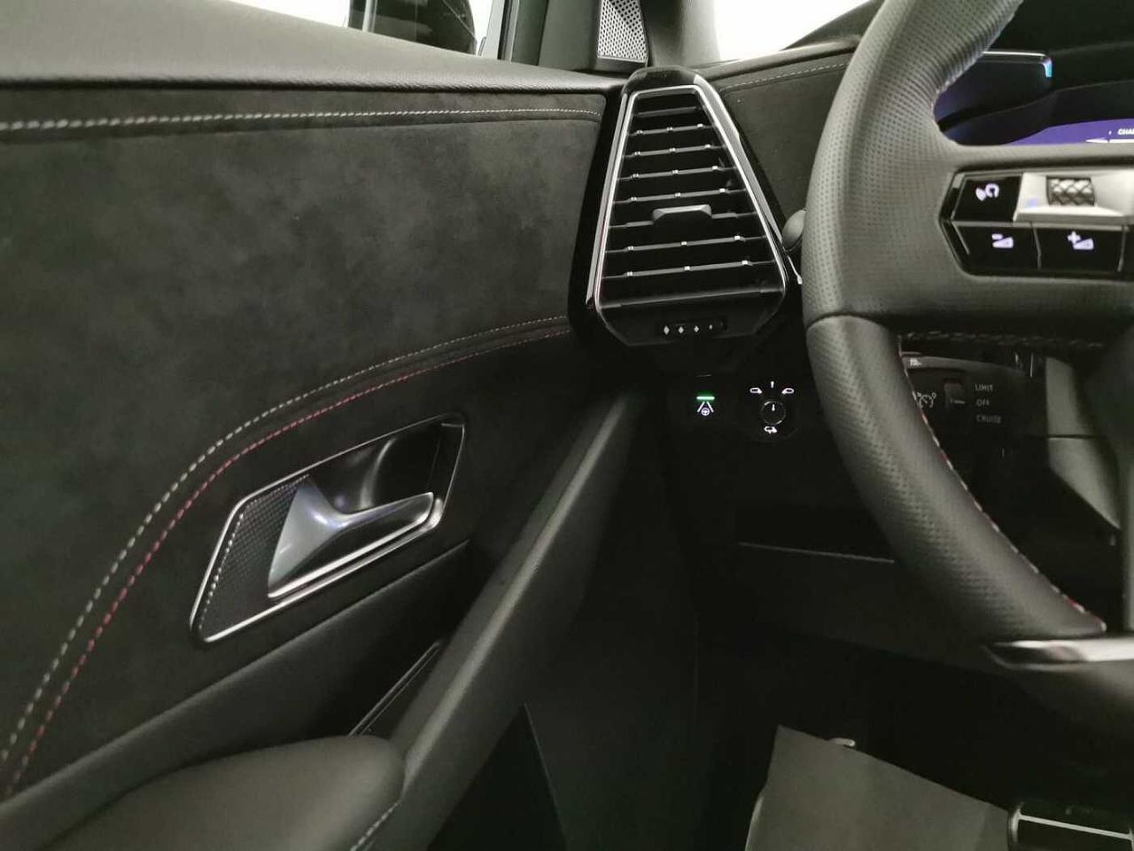 DS DS DS 7 Crossback usata, con cd-radio