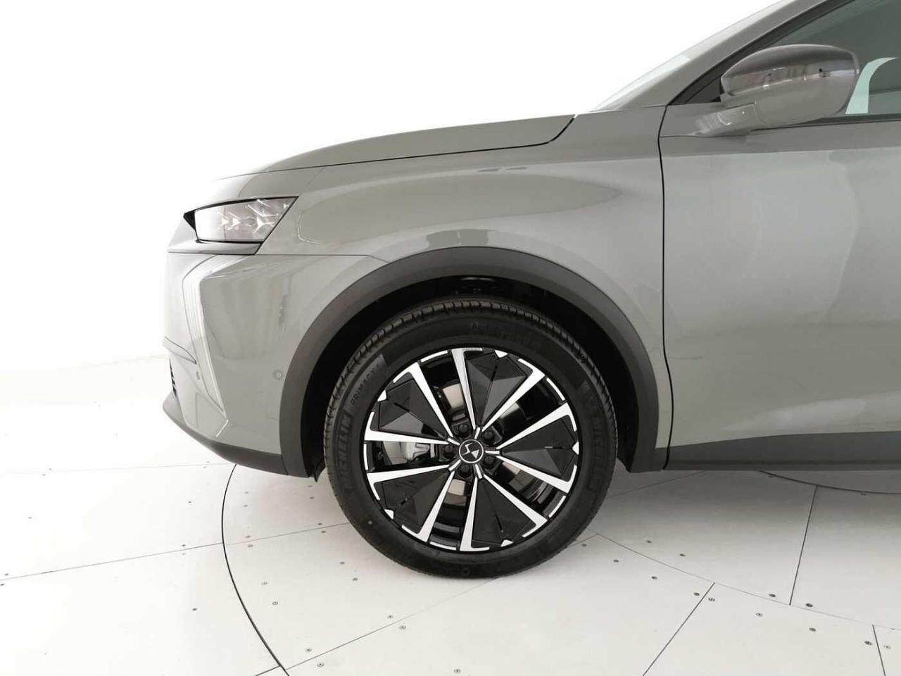 DS DS DS 7 Crossback usata, con vetri elettrici