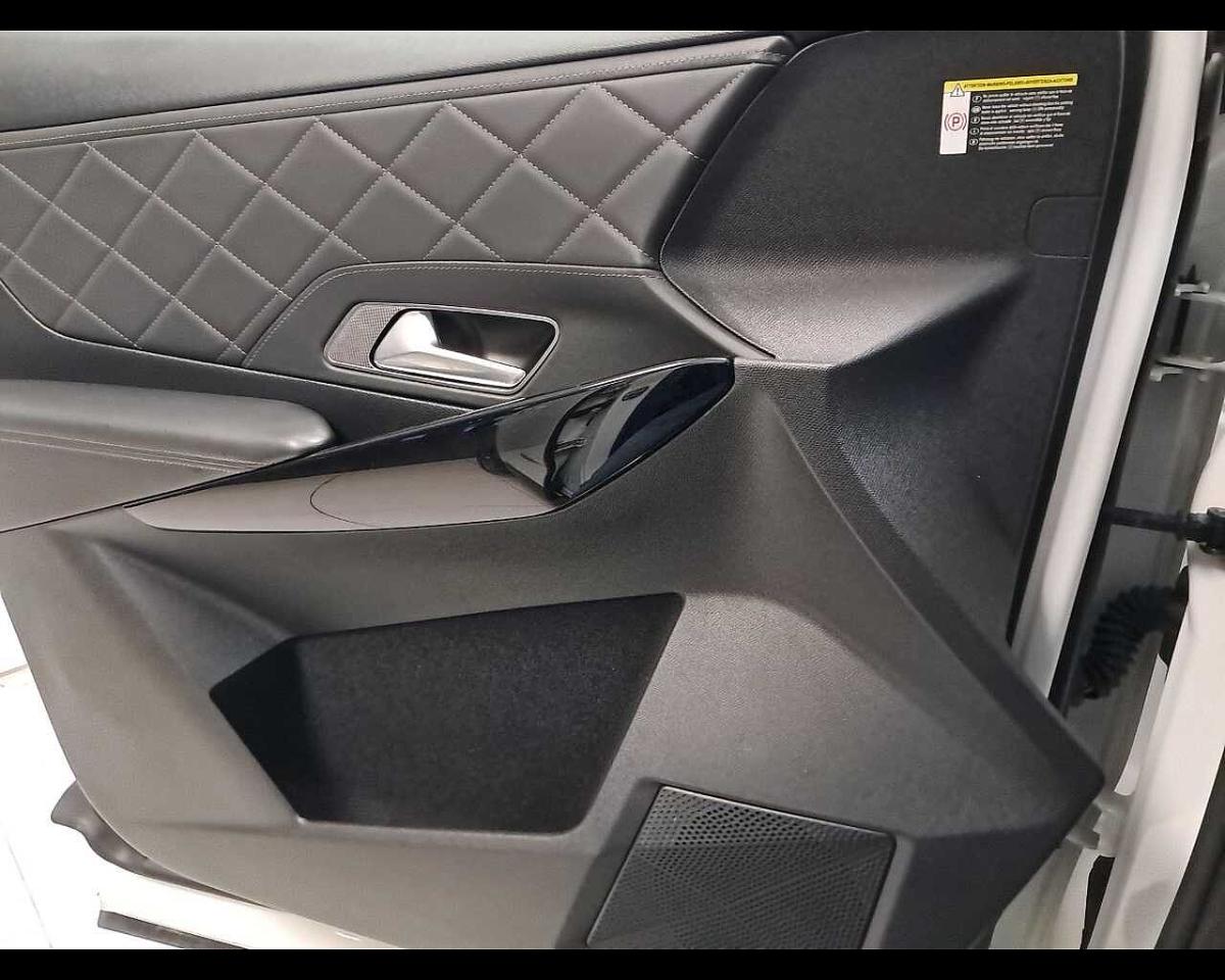 DS DS DS 7 Crossback usata, con bracciolo porta oggetti