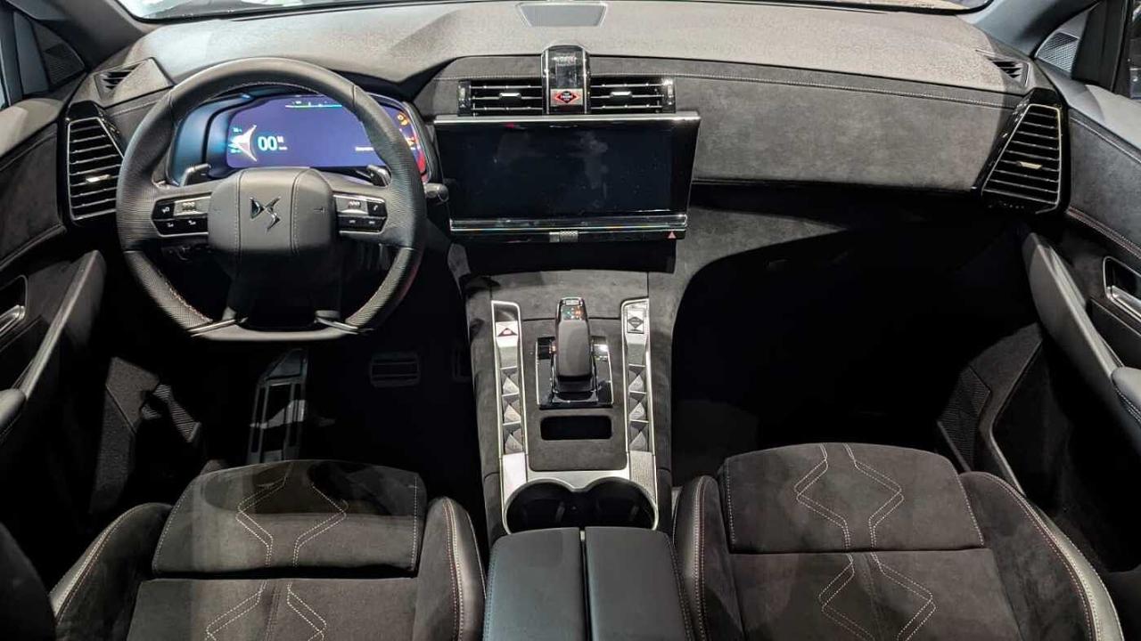 DS DS DS 7 Crossback usata, con Climatizzatore