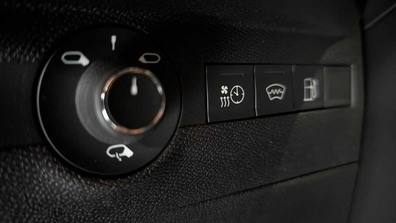 DS DS DS 7 Crossback usata, con Sistema Keyless