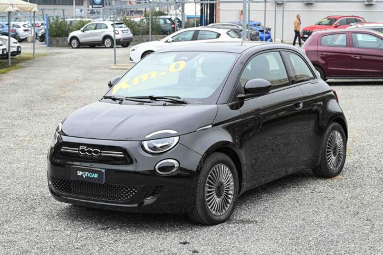 fiat 500 500 500e hatchback 320km usata