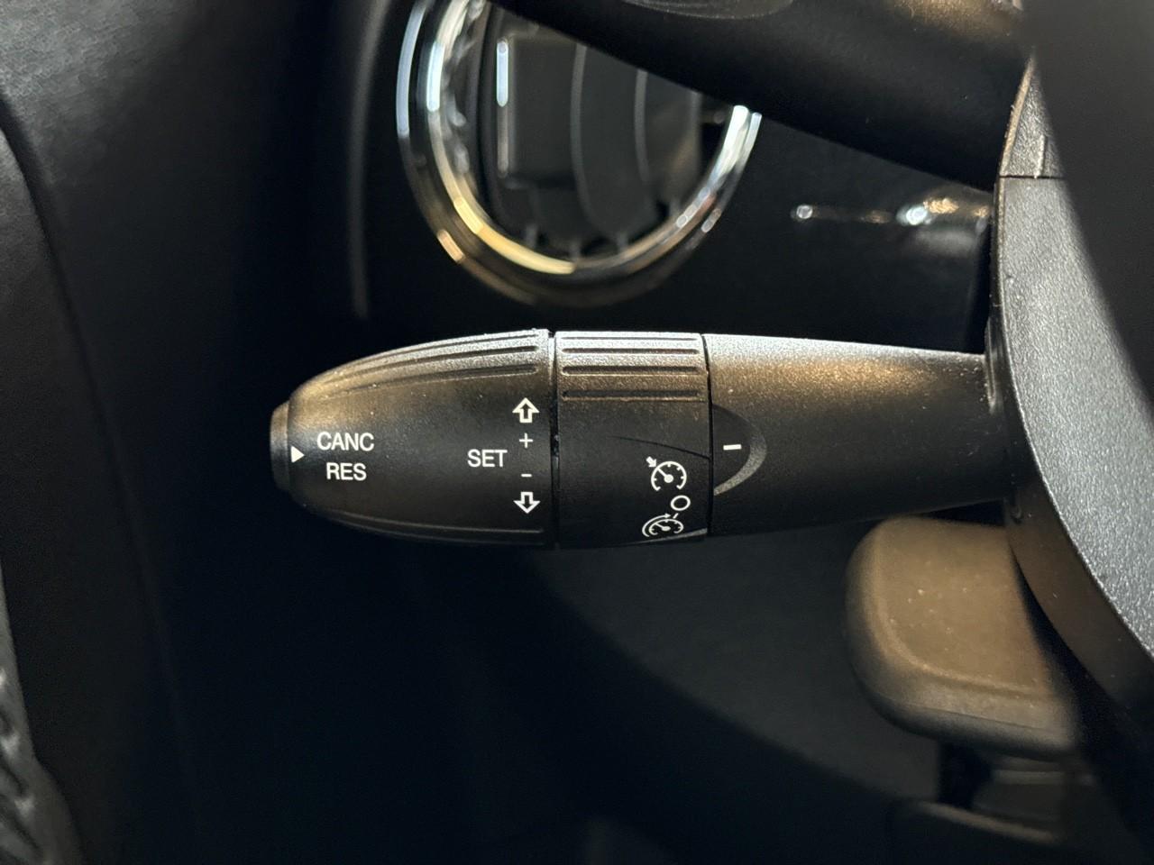 Fiat Fiat 500 usata, con airbag per le ginocchia conducente