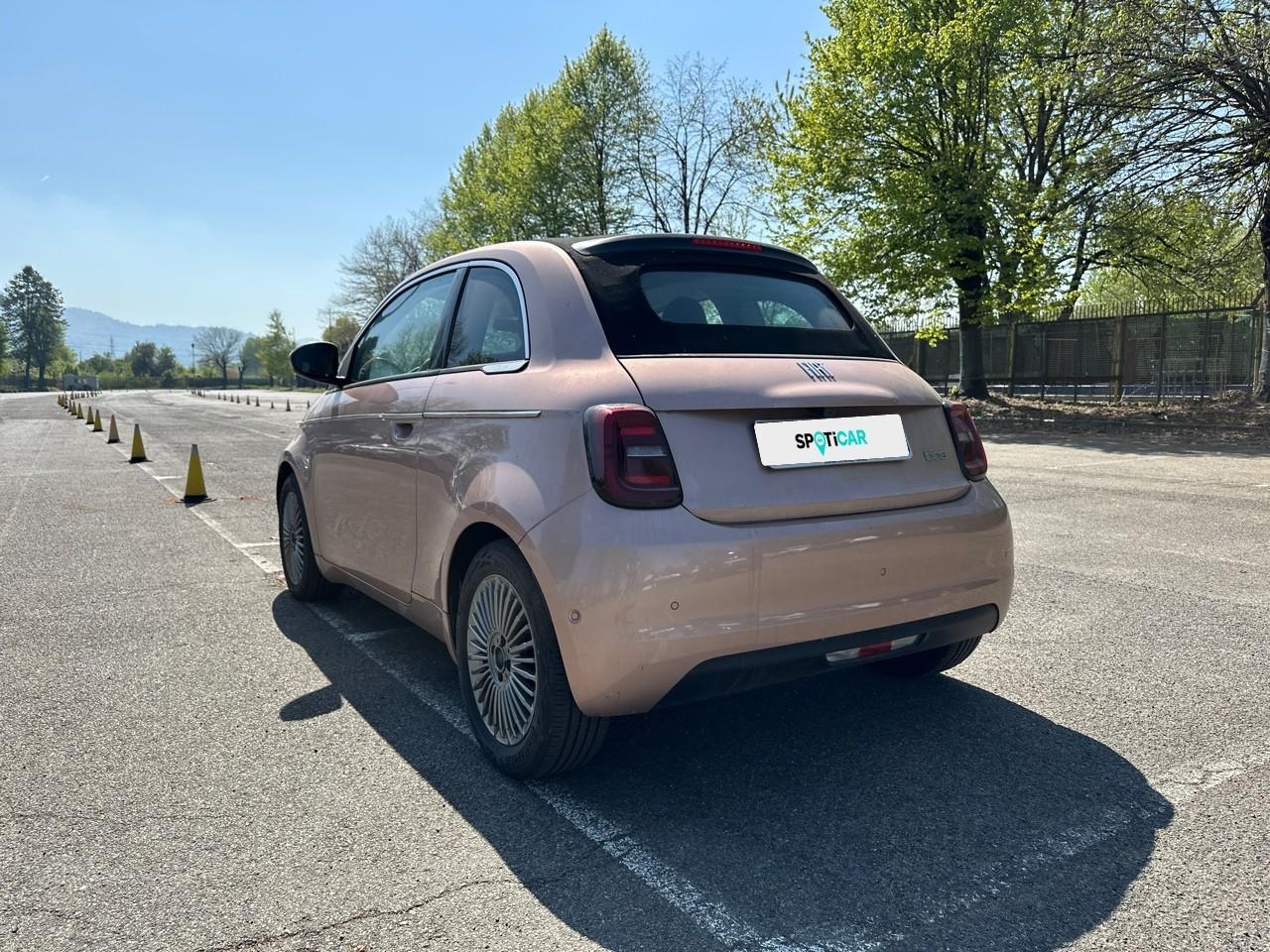 Fiat Fiat 500 usata, con chiamata di emergenza