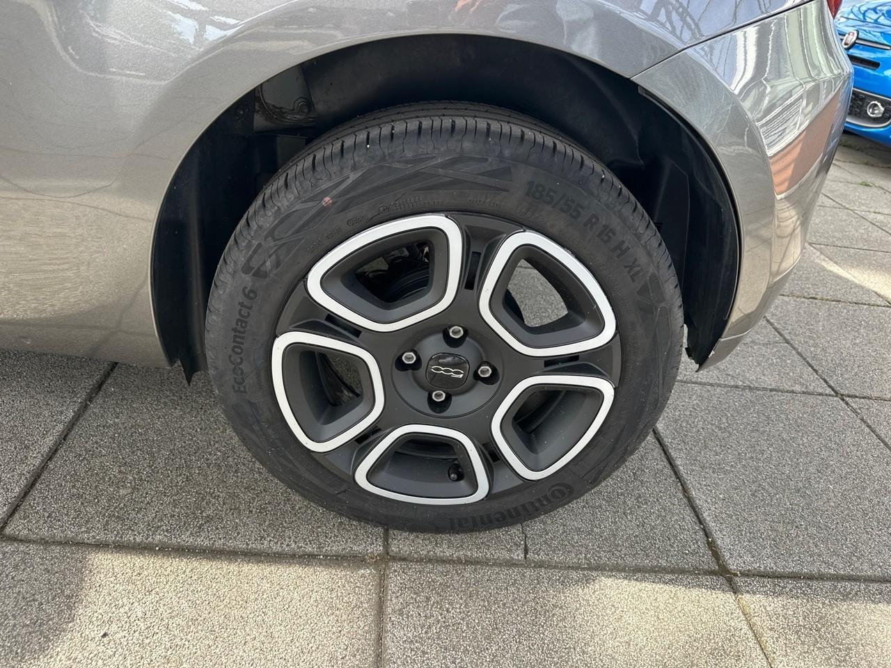 Fiat Fiat 500 usata, con 6 altoparlanti