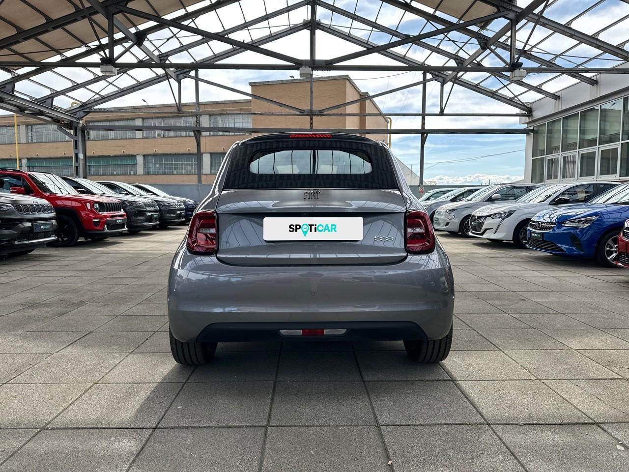 Fiat Fiat 500 usata, con bracciolo anteriore