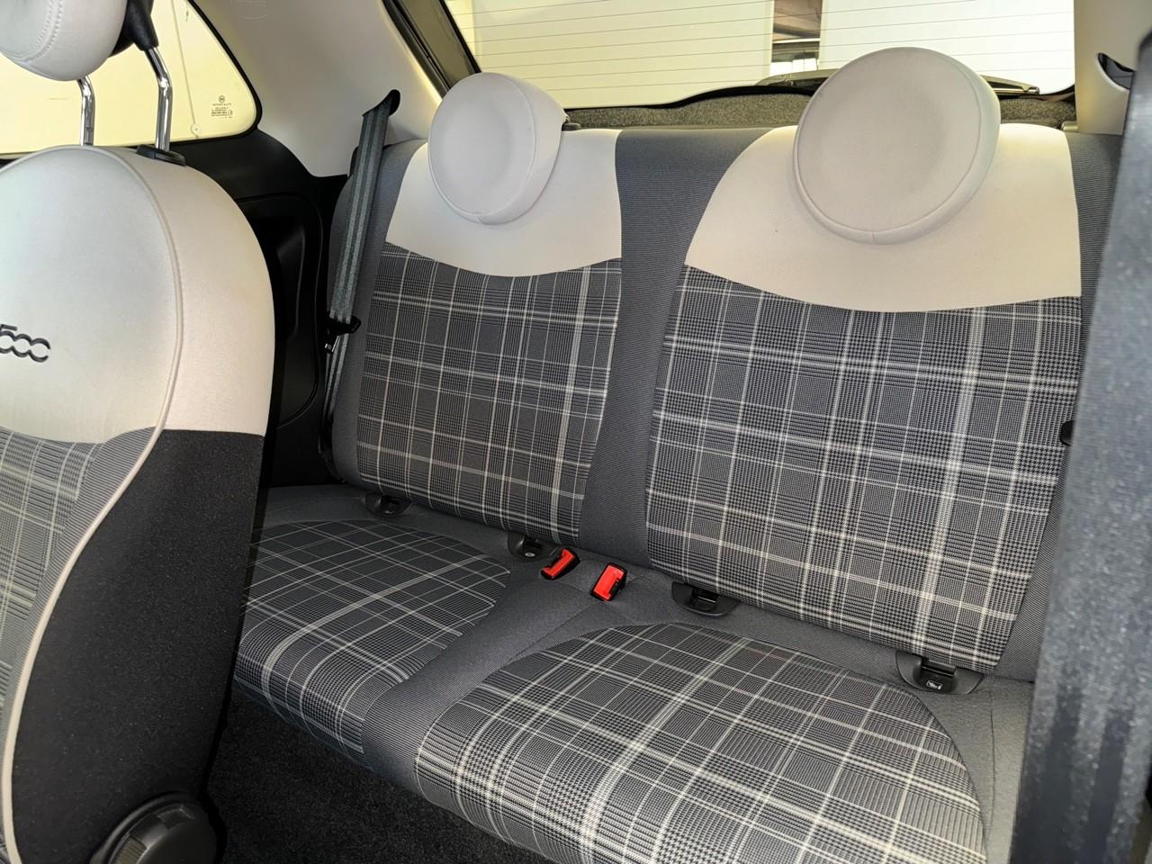 Fiat Fiat 500 usata, con 2 poggiatesta sedili ant. e sedili post. , con reg. in altezza