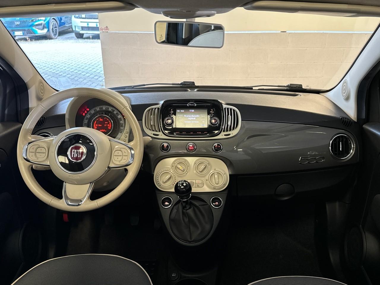 Fiat Fiat 500 usata, con comandi audio al volante